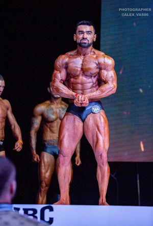CLASSIC PHYSIQUE НОВИЧКИ